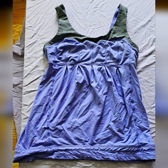Lululemon workout tank - Picture 1 of 3